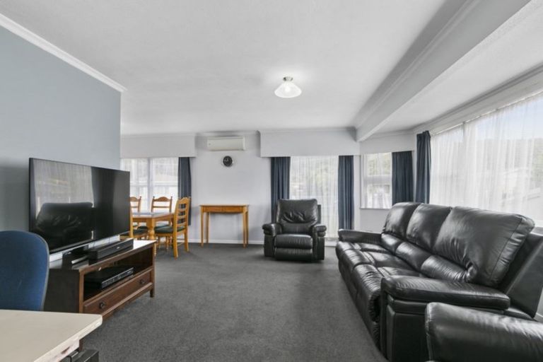 Photo of property in 38 Karamu Crescent, Wainuiomata, Lower Hutt, 5014