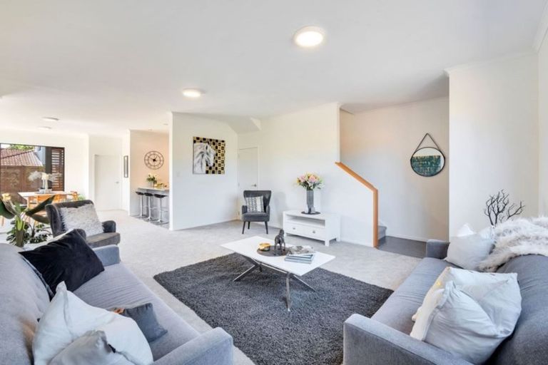 Photo of property in 5 Ashurst Lane, Greenhithe, Auckland, 0632