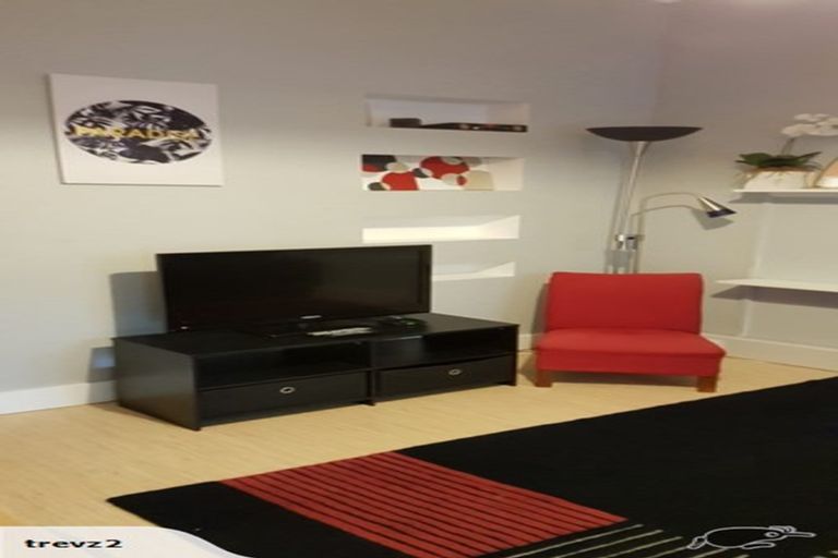 Photo of property in Devonport Apartments, 23/127 Saint Aubyn Street, New Plymouth, 4310