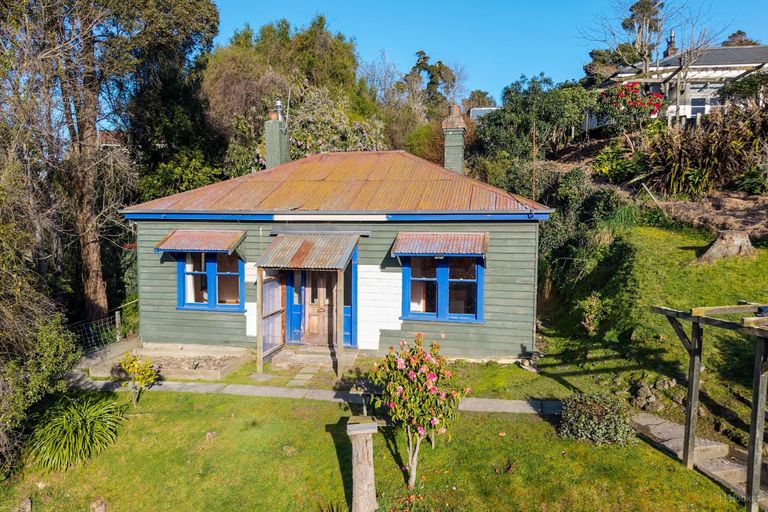 Photo of property in 28 Macdonald Street, Geraldine, 7930