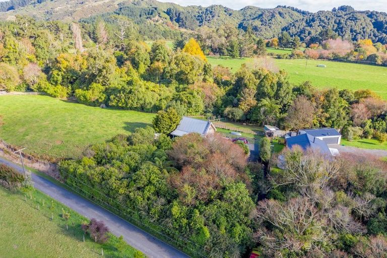 Photo of property in 302 Kuku Road East, Kuku, Levin, 5570