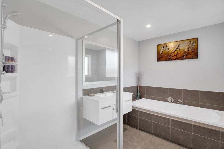 Photo of property in 21 Christie Place, Rolleston, 7614