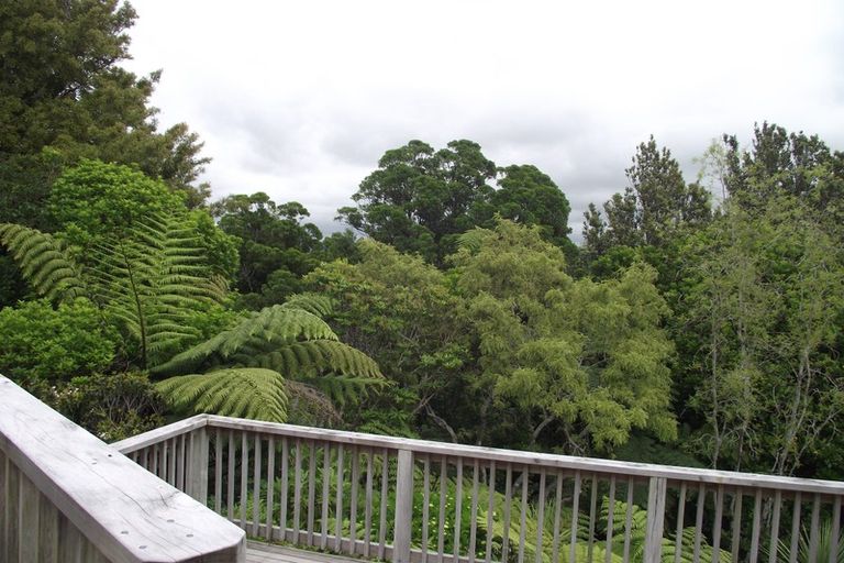 Photo of property in 10c Kinross Drive, Merrilands, New Plymouth, 4312