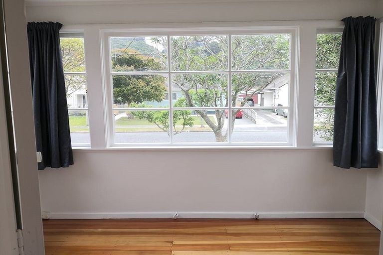 Photo of property in 50 Compton Crescent, Taita, Lower Hutt, 5011