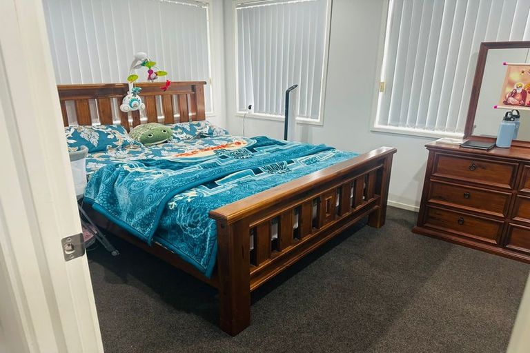 Photo of property in 13 Moho Lane, Takanini, 2112