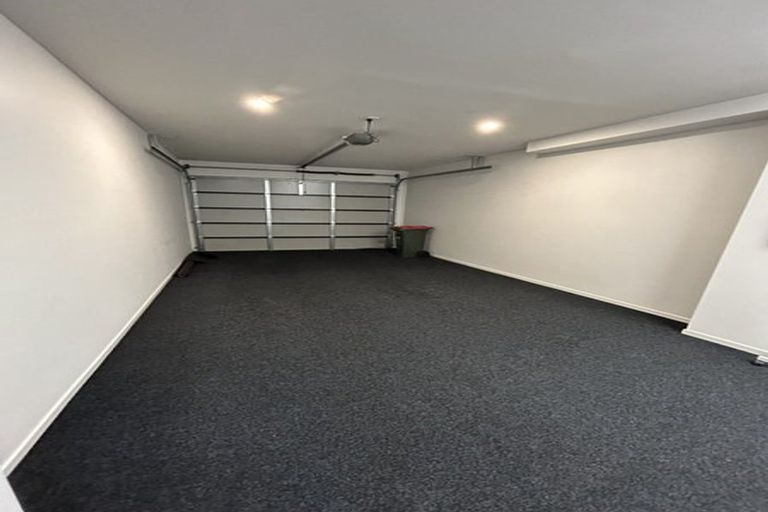 Photo of property in 40d Reeves Road, Pakuranga, Auckland, 2010