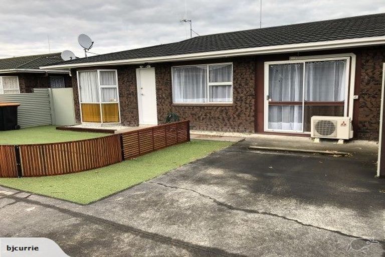 Photo of property in 718b Pioneer Highway, Takaro, Palmerston North, 4412
