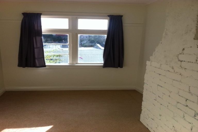 Photo of property in 37 Adams Terrace, Aro Valley, Wellington, 6021