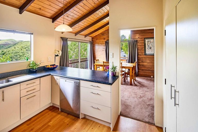 Photo of property in 9 Bushland Grove, Paparangi, Wellington, 6037