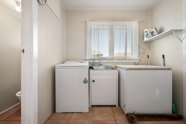 Photo of property in 861 Main North Road, Belfast, Christchurch, 8051