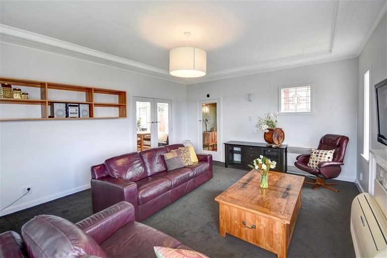 Photo of property in 43 Melville Street, Dunedin Central, Dunedin, 9016