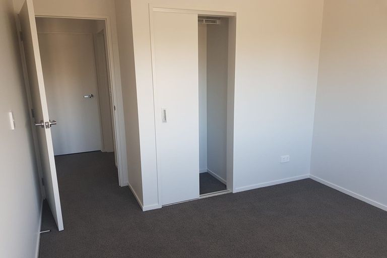 Photo of property in 45 Divide Loop, Takanini, 2112