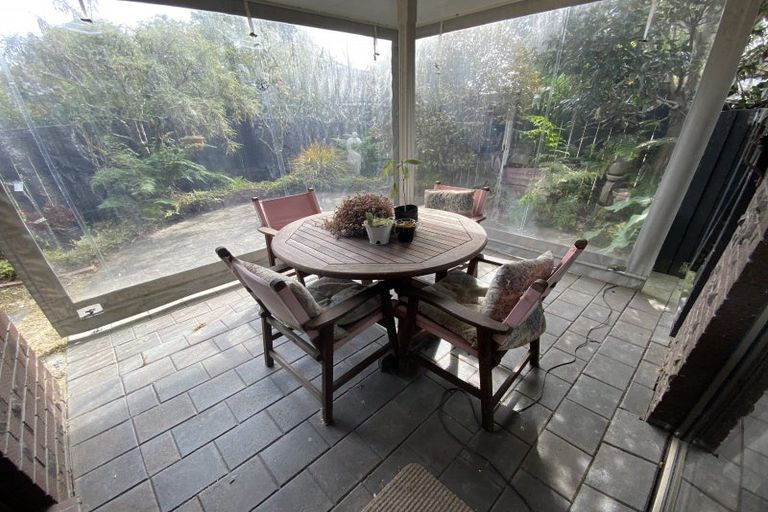 Photo of property in 8a Caulfield Place, Awapuni, Palmerston North, 4412