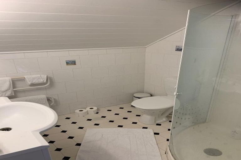 Photo of property in 1/16 Willis Street, Torbay, Auckland, 0630