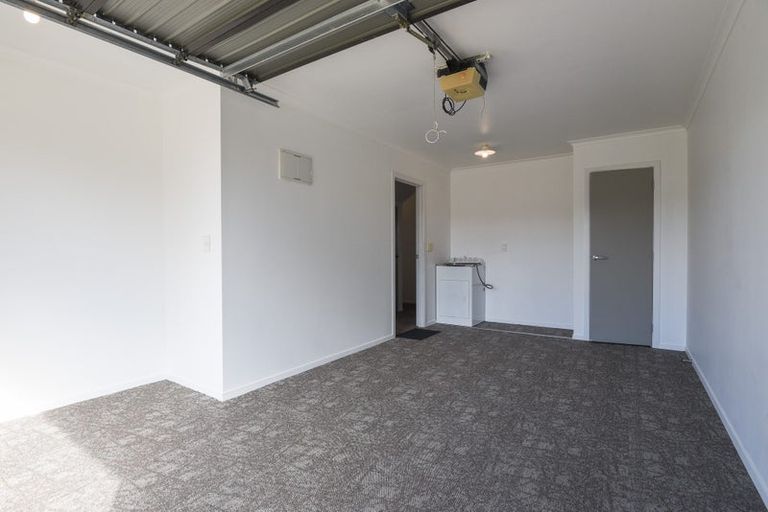Photo of property in 14/64 Kawaha Point Road, Kawaha Point, Rotorua, 3010