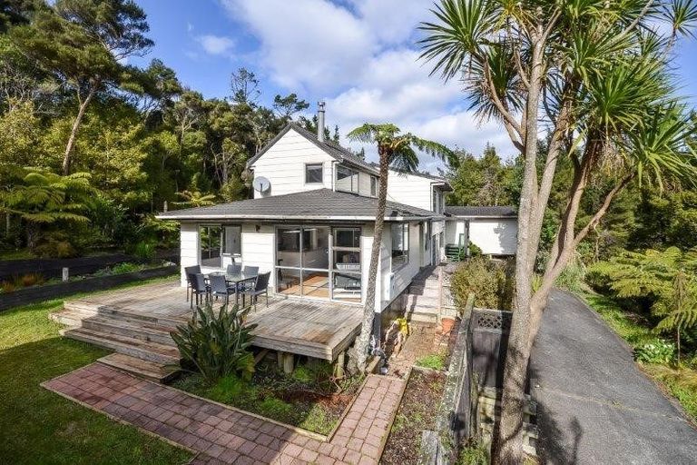 Photo of property in 9/40 Radiata Lane, Chatswood, Auckland, 0626