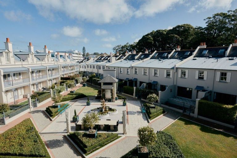 Photo of property in Domain Terraces, 1w George Street, Newmarket, Auckland, 1023