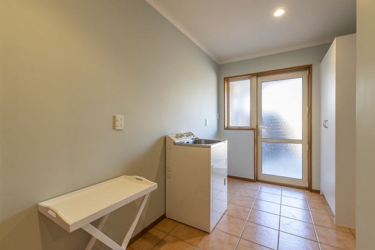 Photo of property in 48 Glasnevin Drive, Casebrook, Christchurch, 8051