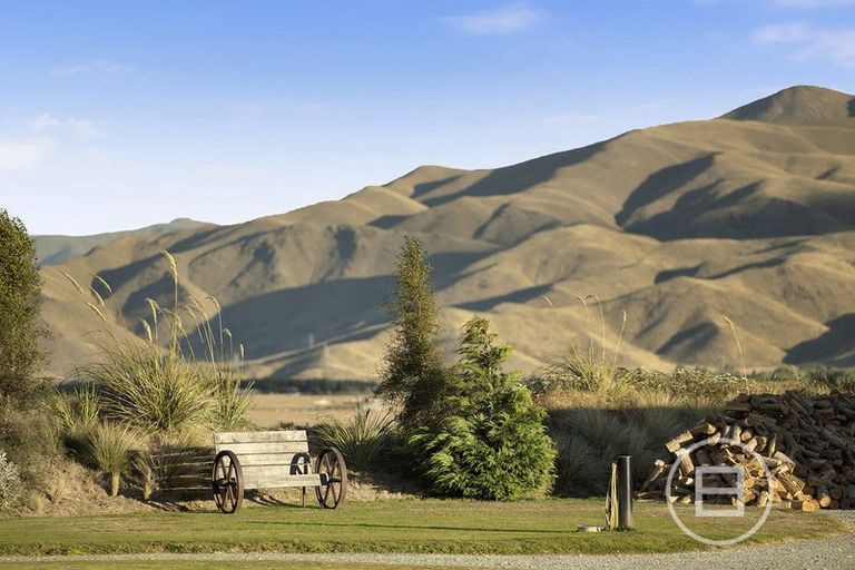 Photo of property in 117 Ben Ohau Road, Ben Ohau, Twizel, 7999