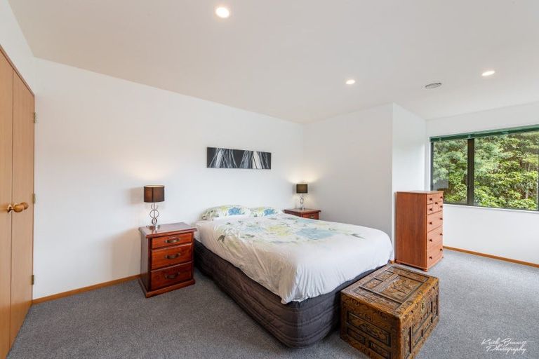 Photo of property in 12c Chatsworth Road, Silverstream, Upper Hutt, 5019