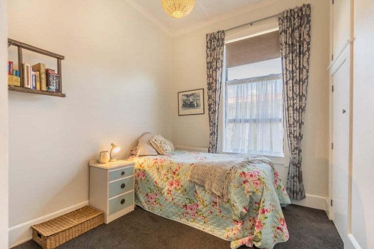 Photo of property in 210 Lascelles Street, Saint Leonards, Hastings, 4120