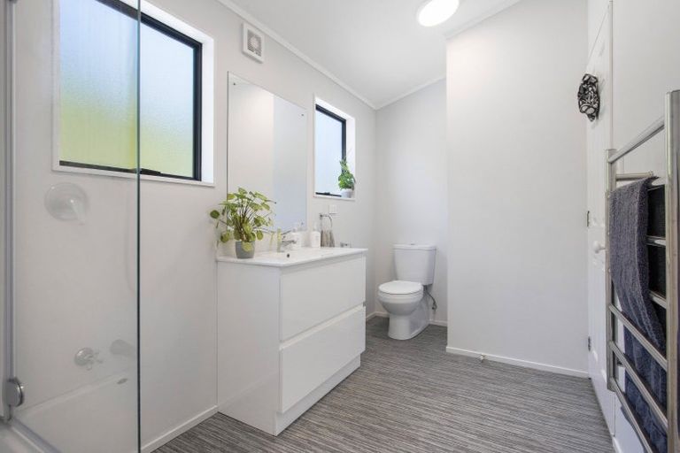 Photo of property in 139 Athenree Road, Athenree, Katikati, 3177