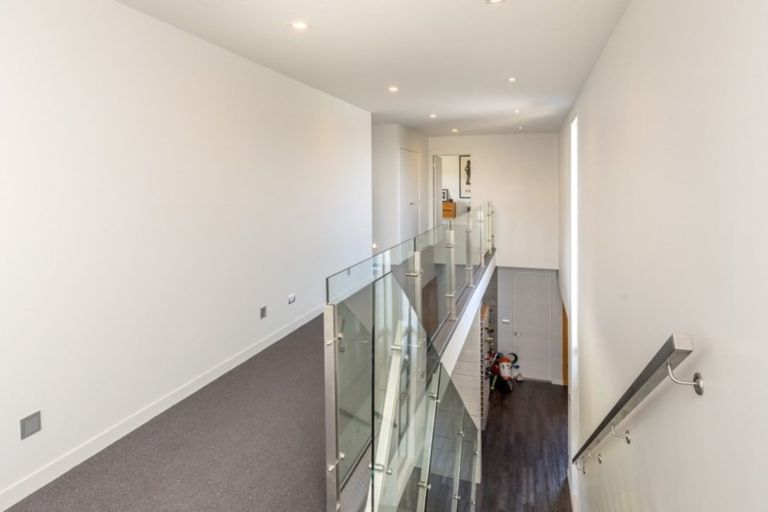 Photo of property in 24 Okarito Avenue, Levin, 5510