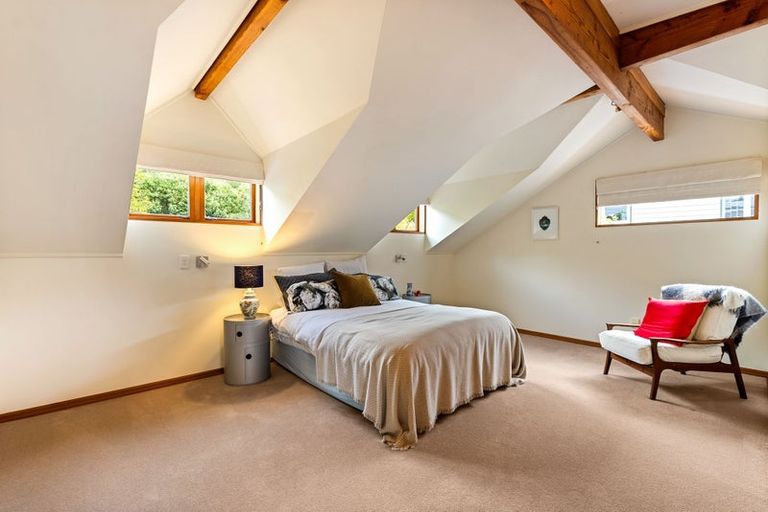 Photo of property in 14 Sefton Street, Wadestown, Wellington, 6012