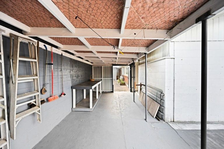 Photo of property in 2 Guy Place, Melville, Hamilton, 3206