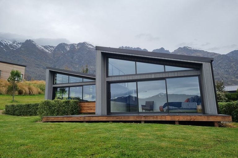 Photo of property in 52 Jacks Point Rise, Jacks Point, Queenstown, 9371