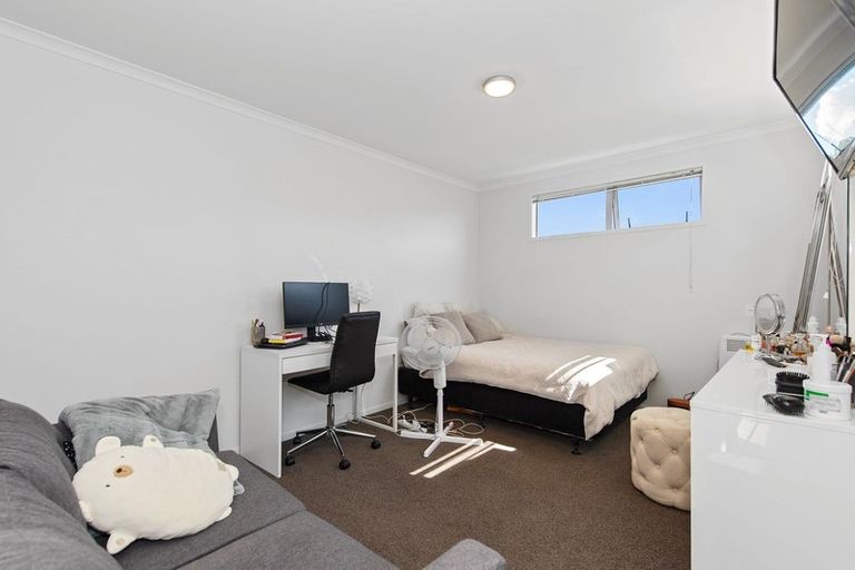 Photo of property in 2/167 Knighton Road, Hillcrest, Hamilton, 3216