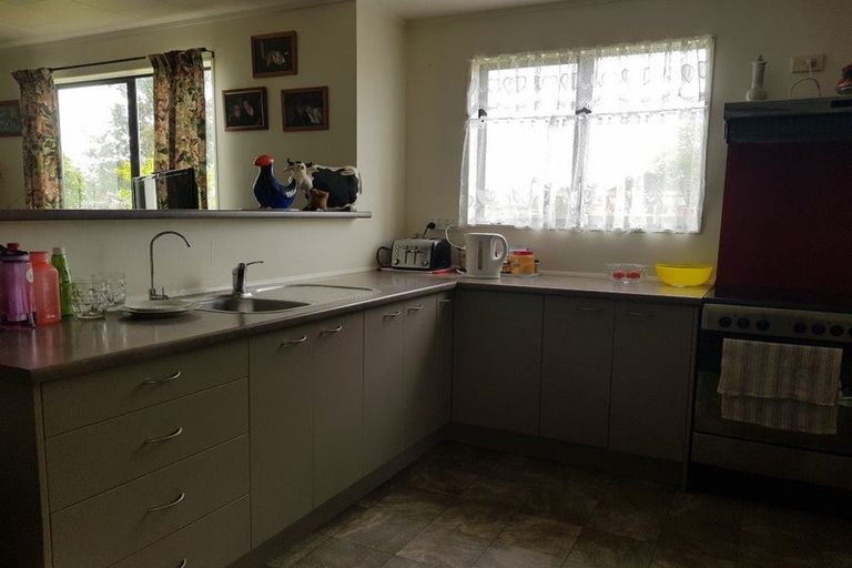 Photo of property in 42 Rotowaro Road, Huntly, 3700