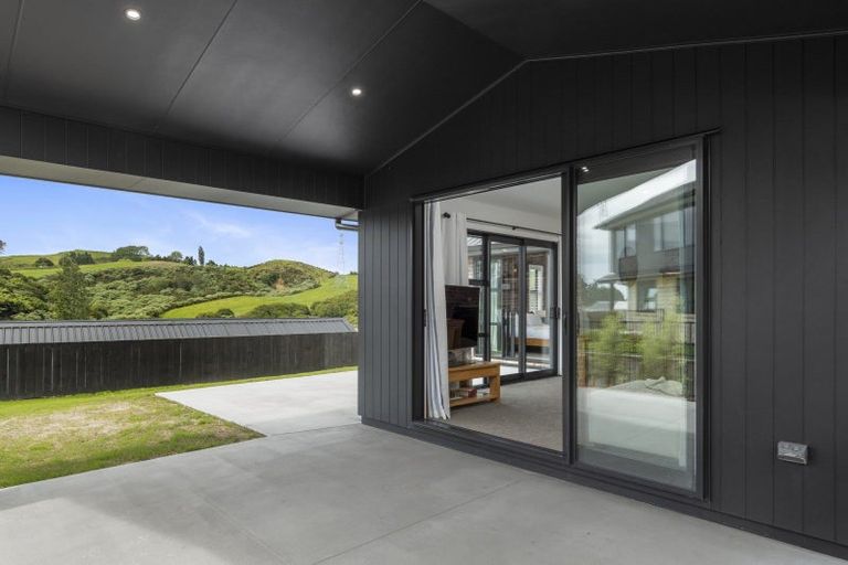 Photo of property in 26 Hayward Place, Ohauiti, Tauranga, 3112