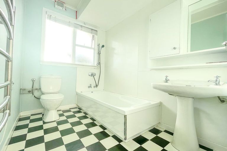 Photo of property in 36 Croydon Street, Karori, Wellington, 6012