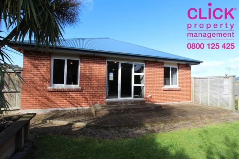Photo of property in 1 Waldron Crescent, Green Island, Dunedin, 9018