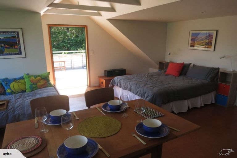 Photo of property in 5 Buxtons Road, Lyttelton, 8082