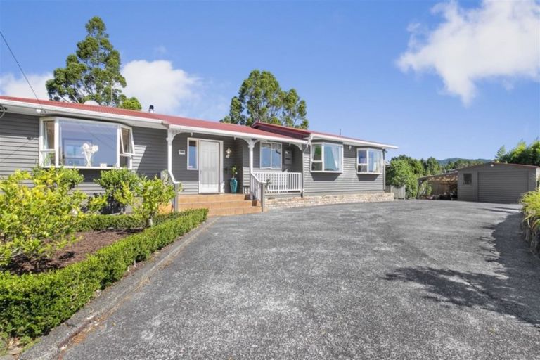 Photo of property in 188 Forest Hill Road, Waiatarua, Auckland, 0612