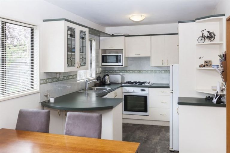 Photo of property in 4/2 Rehua Lane, St Albans, Christchurch, 8014