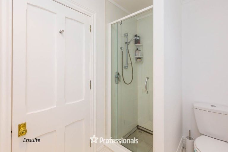 Photo of property in 337 Fergusson Drive, Heretaunga, Upper Hutt, 5018