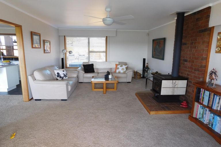 Photo of property in 6 Ross Street, Opua, 0200