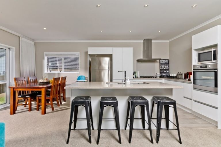 Photo of property in 103 Harris Drive, Silverdale, 0932