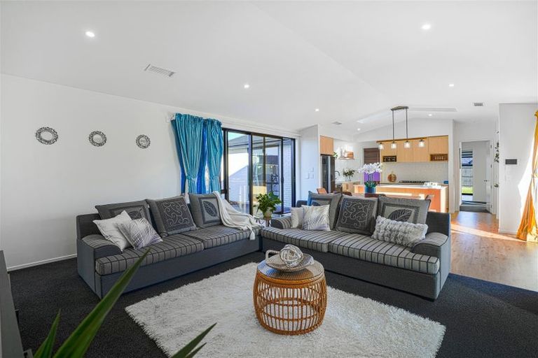 Photo of property in 8 Solitary Lane, Rolleston, 7615