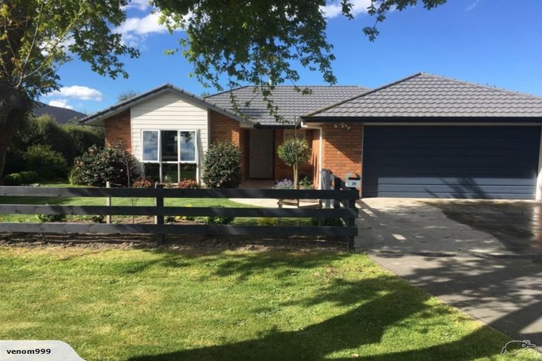 Photo of property in 21 Bridge Street, Southbridge, 7602