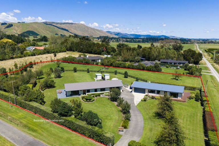 Photo of property in 110 Williams Road, Tokomaru, Palmerston North, 4474