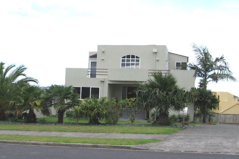 Photo of property in 47 Renoir Street, West Harbour, Auckland, 0618