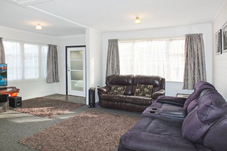 Photo of property in 66a Norbiton Road, Foxton, 4814