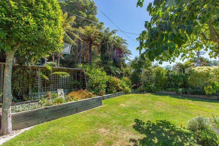 Photo of property in 4 Selwyn Road, Lynmore, Rotorua, 3010