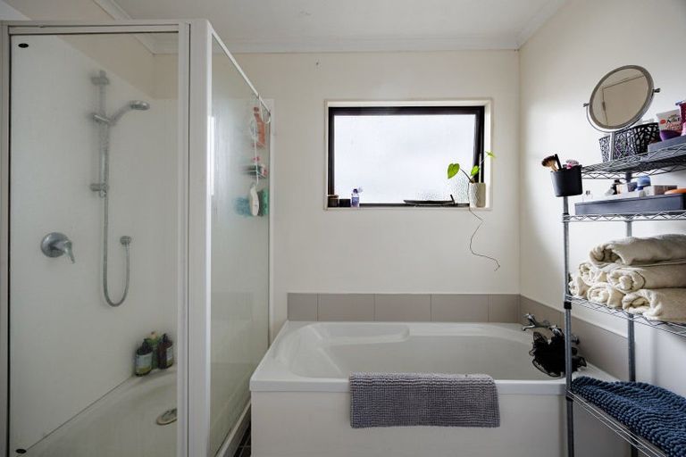 Photo of property in 1200a Beatty Place, Mayfair, Hastings, 4122