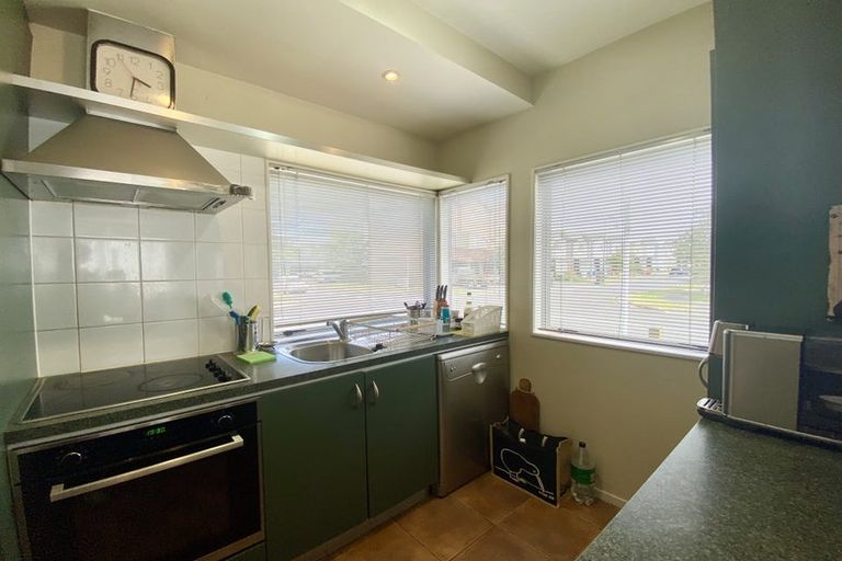 Photo of property in 30 Kirikiri Lane, East Tamaki, Auckland, 2013