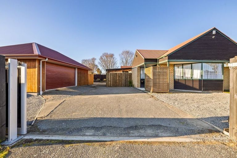 Photo of property in 164 Queenspark Drive, Parklands, Christchurch, 8083